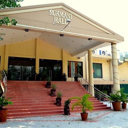 Kangs Nirvana Resorts And Spa Mahalpur 外观 照片