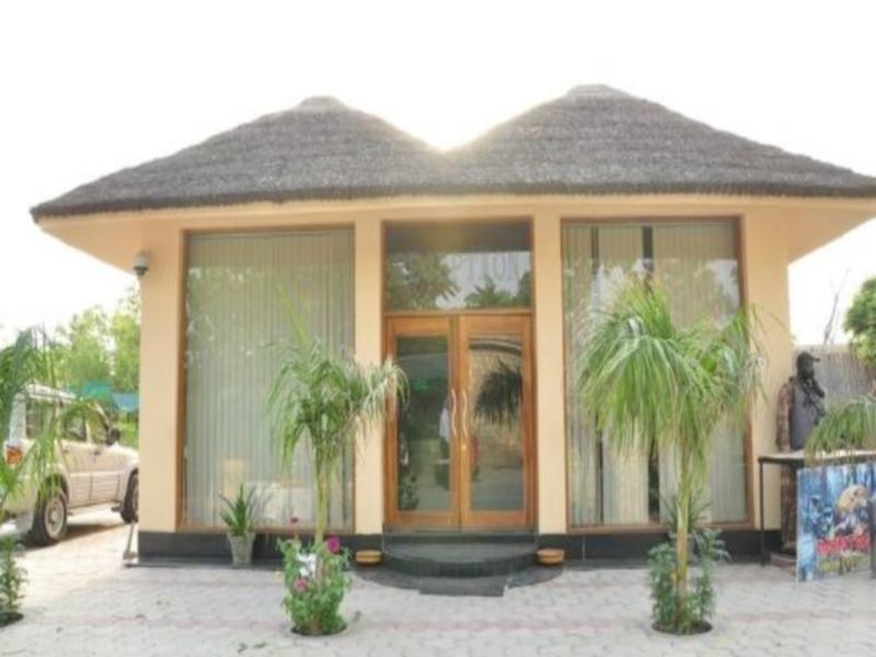 Kangs Nirvana Resorts And Spa Mahalpur 外观 照片