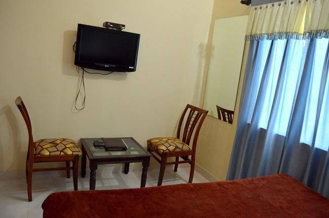 Kangs Nirvana Resorts And Spa Mahalpur 外观 照片