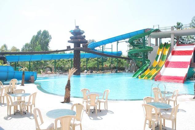 Kangs Nirvana Resorts And Spa Mahalpur 外观 照片